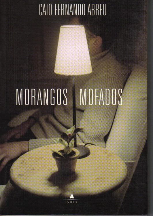 Morangos Mofados